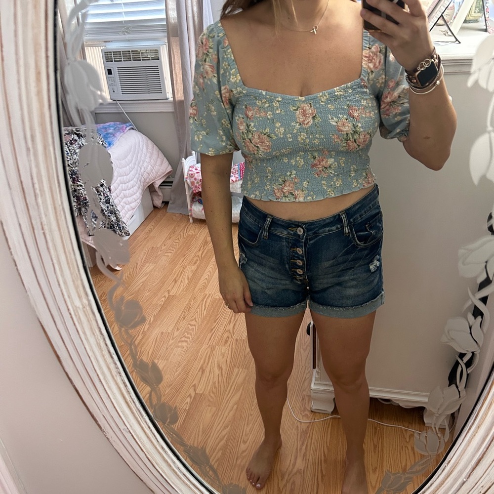 American Eagle floral crop top